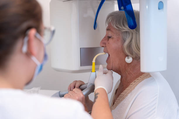 Best Emergency Dental Services for Seniors in Elmwood, IL
